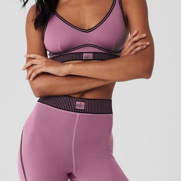 ALO Yoga Pants - AIo Yoga Airlift Line Up Bra & High-Waist 7/8 Legging Set Pink